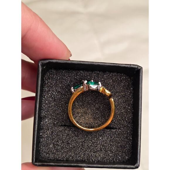 Gold-Plated Ring With Green & Clear Gemstones Size 5 - Picture 7 of 11